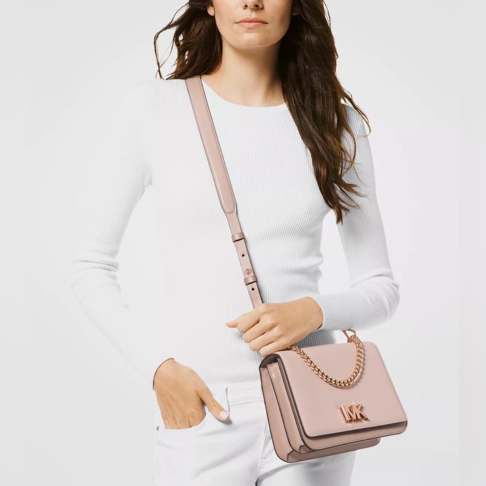 Michael Michael Kors MOTT LARGE CHARM SWAG SHOULDER BAG